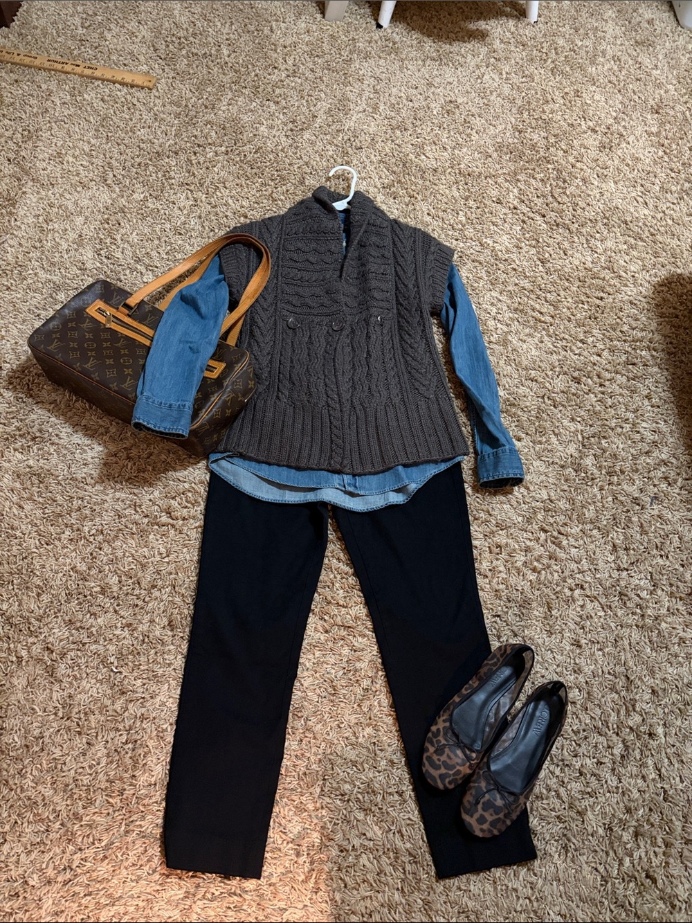 if it were me Charcoal Cable-Knit Sleeveless Sweater Vest Size M